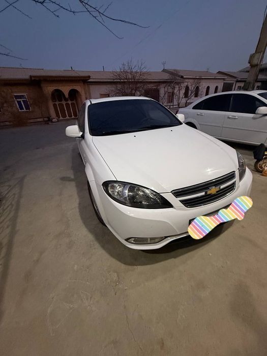 Mashina Lacetti Jentra Oq