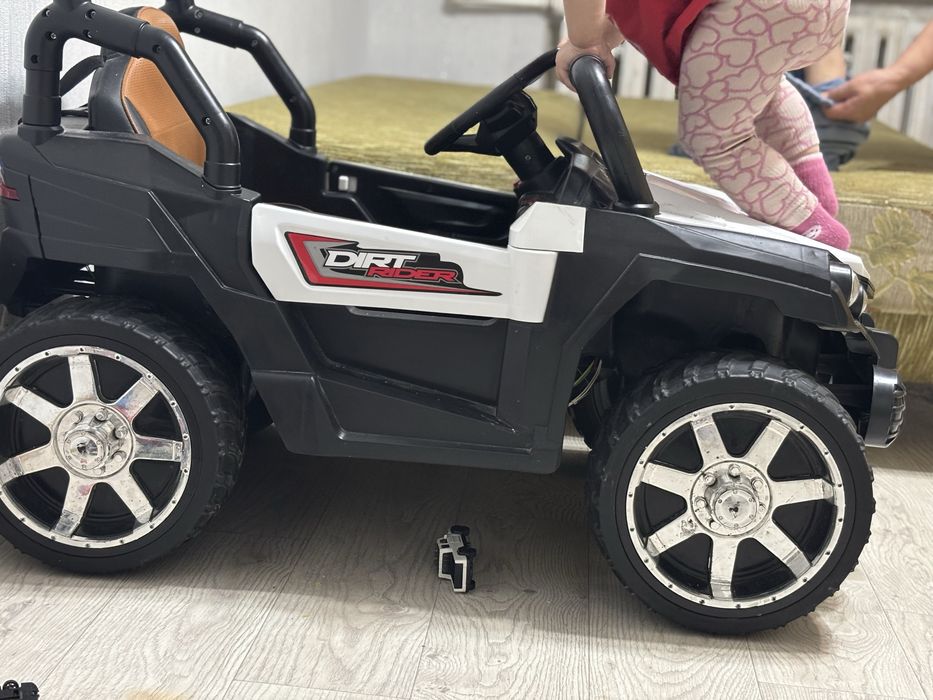 Продается Детская электромашина Dirt Rider