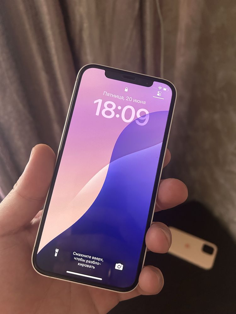 Iphone 12 , 128gb