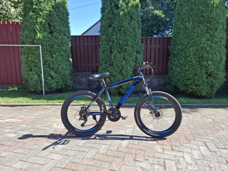 Vând bicicletă Velo baik-650 lei (negociabil)+ CADOU