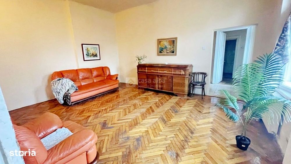 Centru - UMF, 4 camere spatios la vila, disponibil imediat