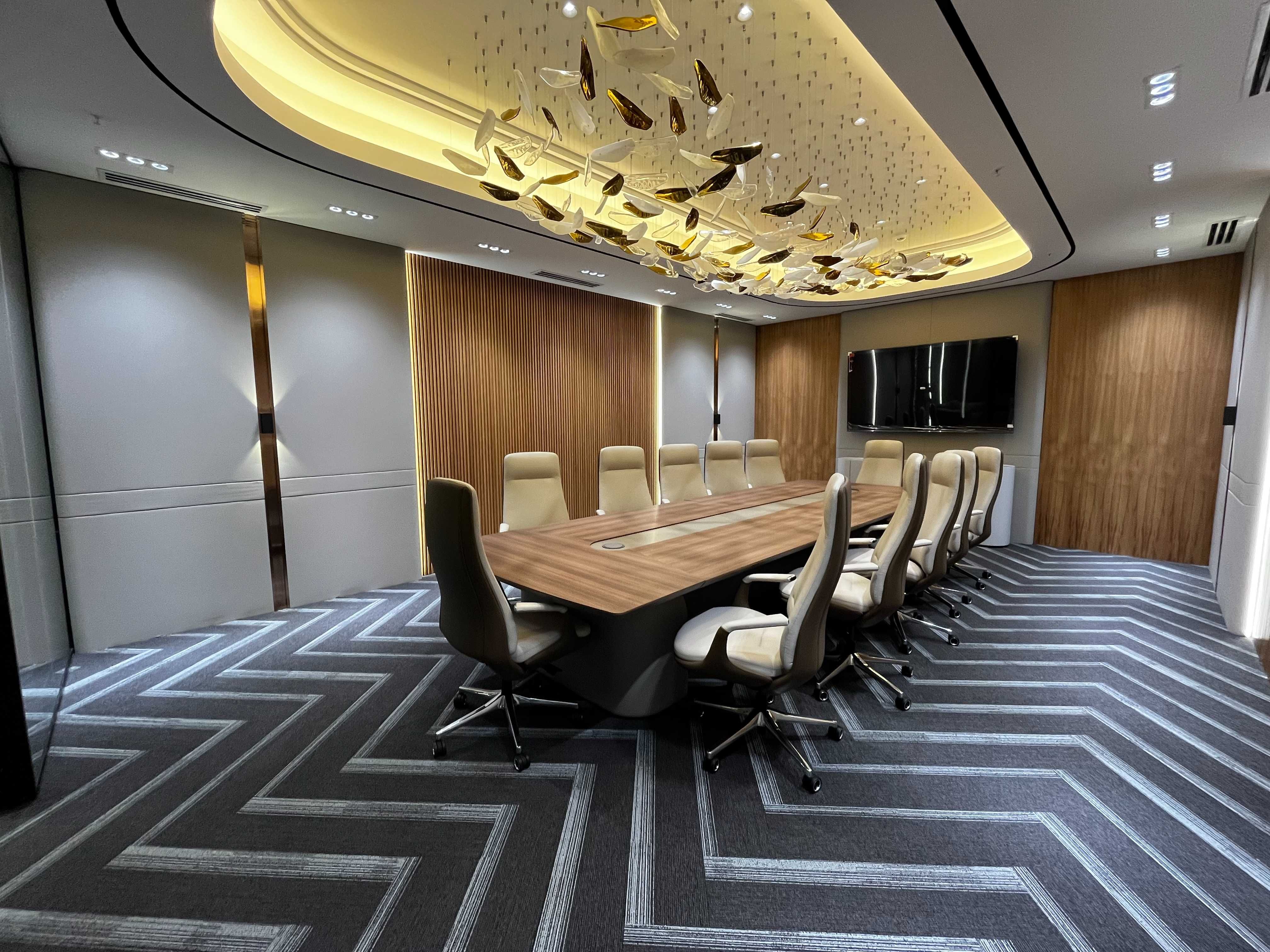 Офис 3100 м² в БЦ Kayan, Махтумкули 1 – А-класс, паркинг, 24/7 доступ