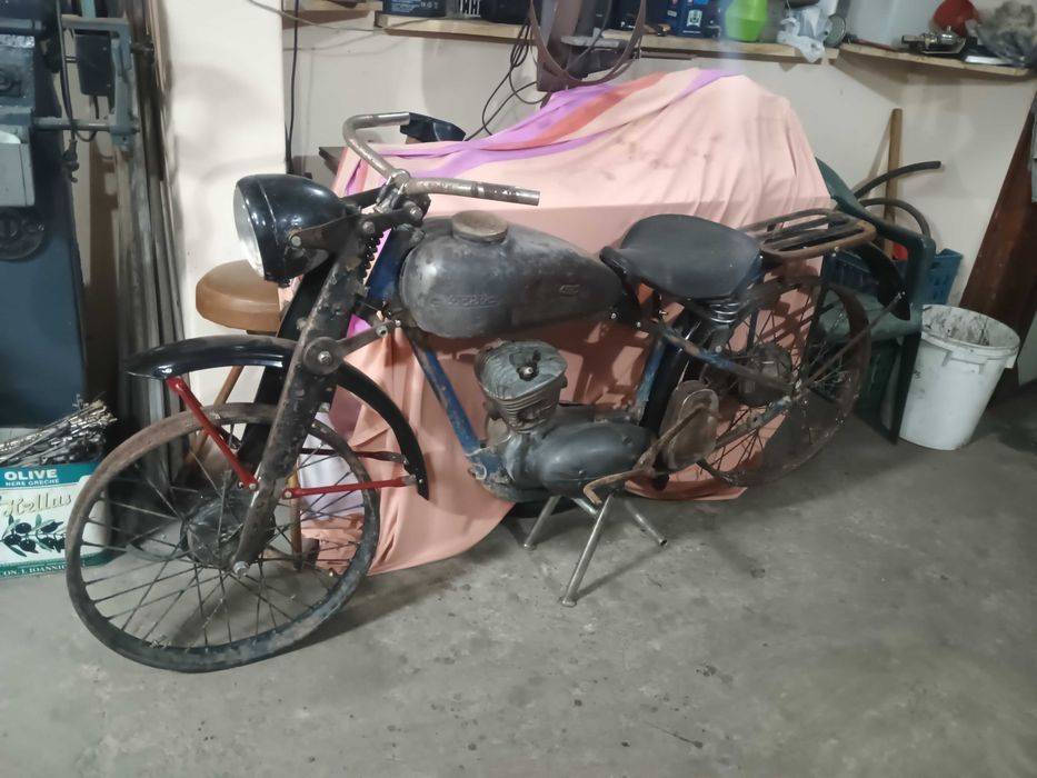 Мотоциклет Москва ретро