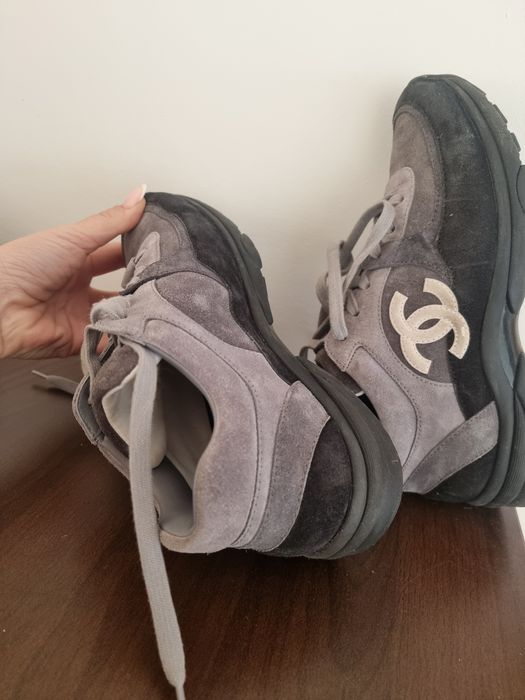 Sneakersi CHANEL