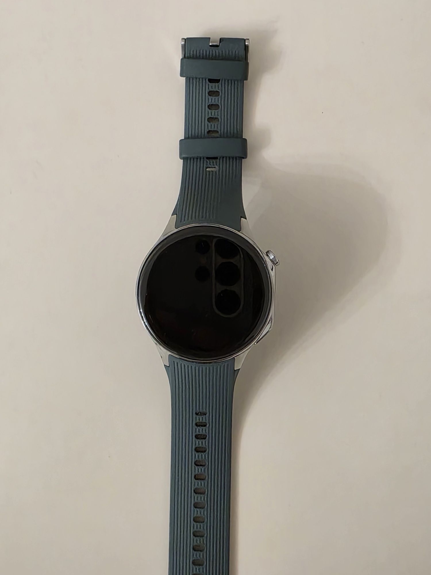 Продам OnePlus Watch 2