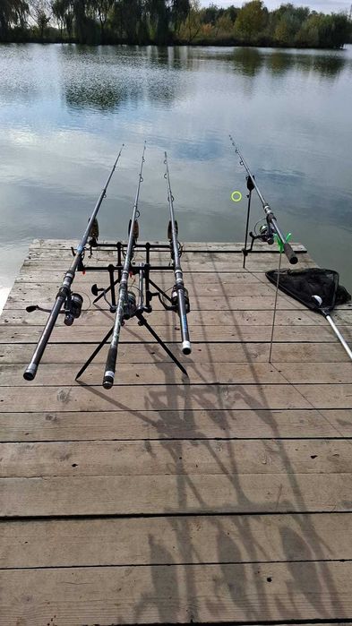 Rod Pod JSFUN  3 posturi pentru lansete.