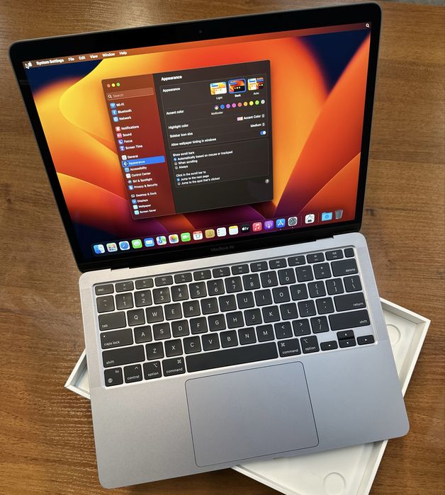 Macbook M1 Air 8/256 95% 68 циклов