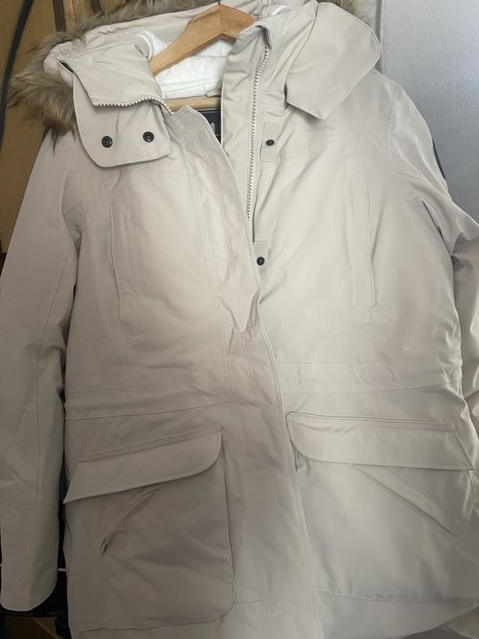 Дамско непромокаемо яке