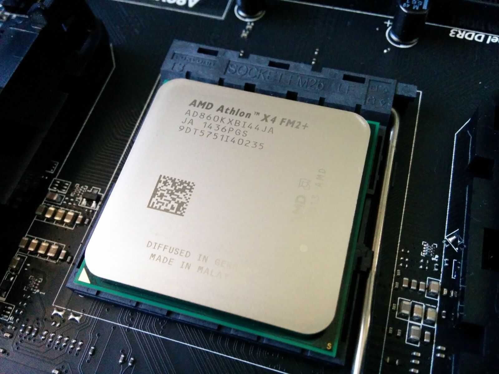 AMD athlon x4 860k, +плата,  +куллер, +ОЗУ 4гб 1600Мгц ДДР-3