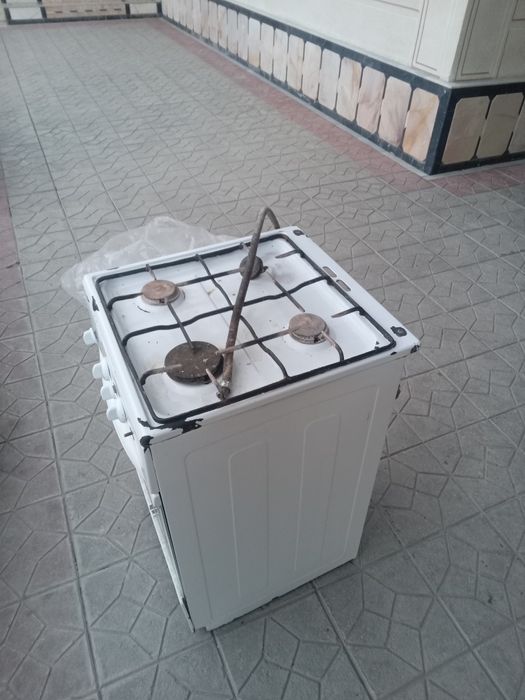 Gaz plita sotiladi