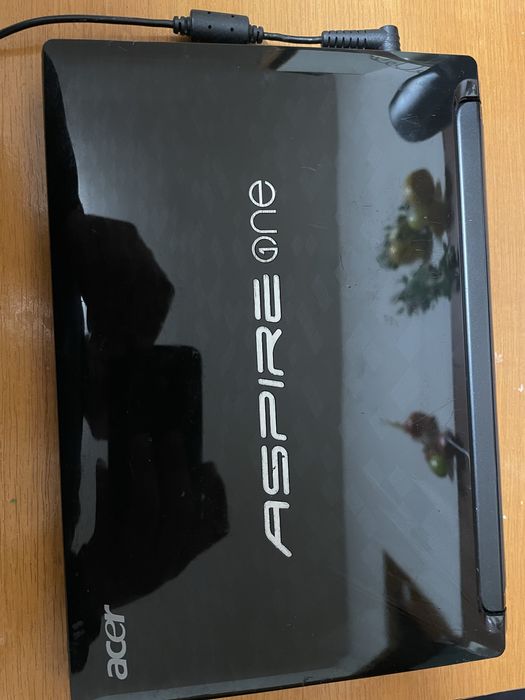 Laptop mini Acer Aspire One D260