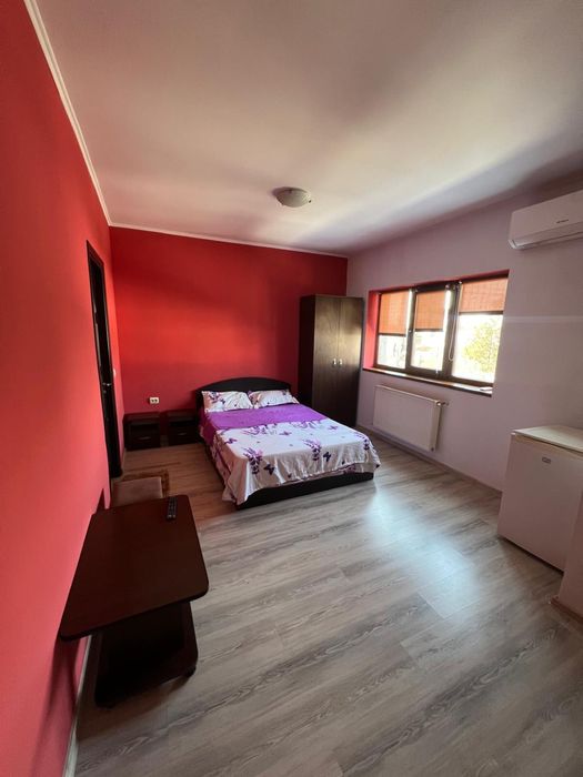 Inchiriez garsoniera in vila !