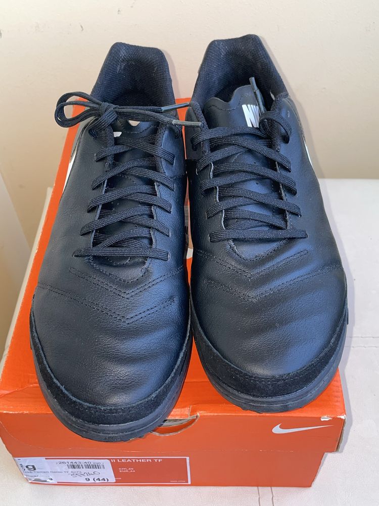 Nike Tiempo Genio