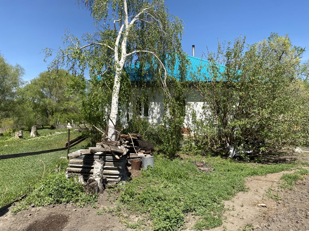 Продаётся дом по адресу уланский район, село Сагыр (Кызыл тас дом 4)