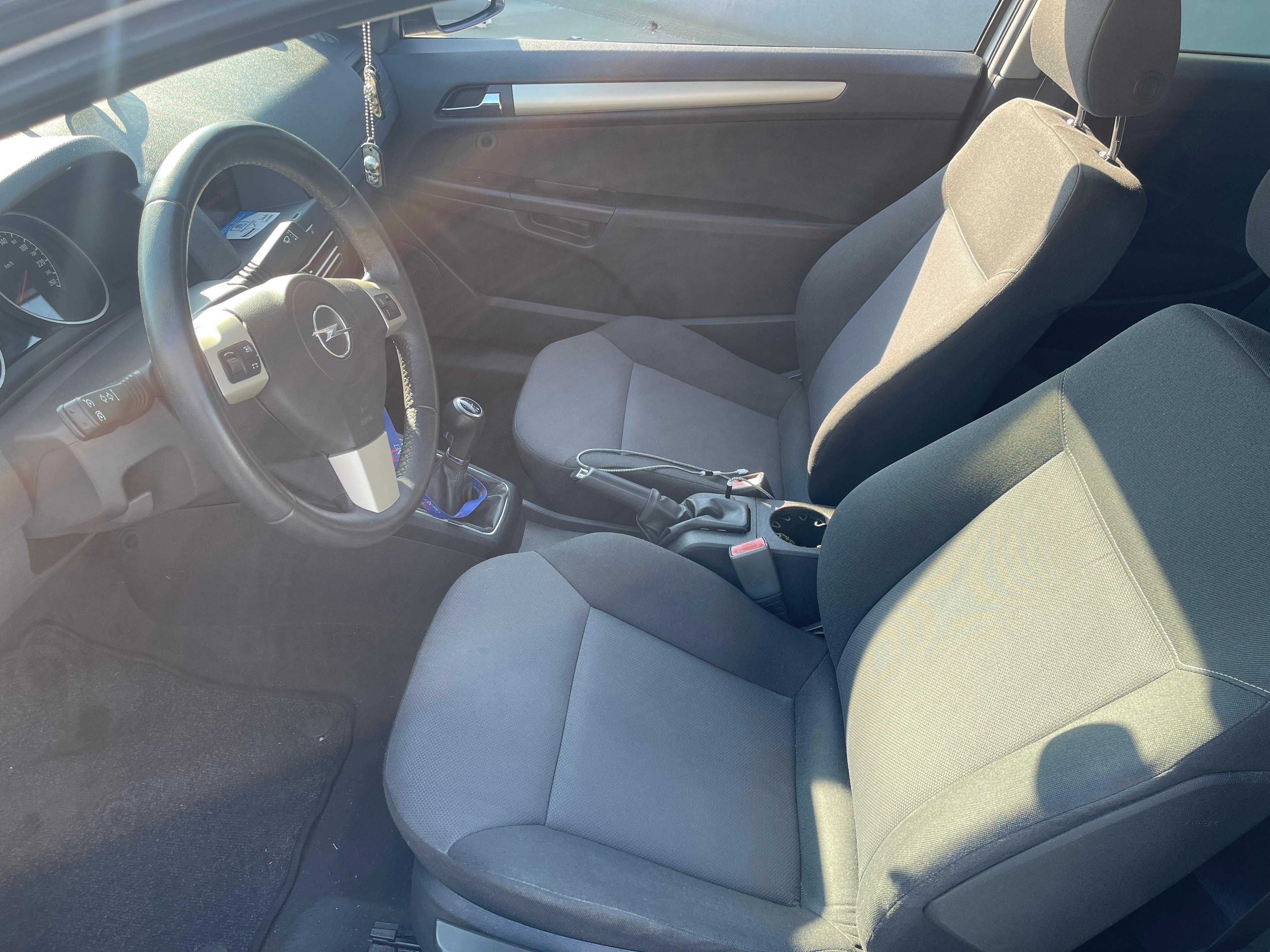opel astra 2008,1,4 benzina