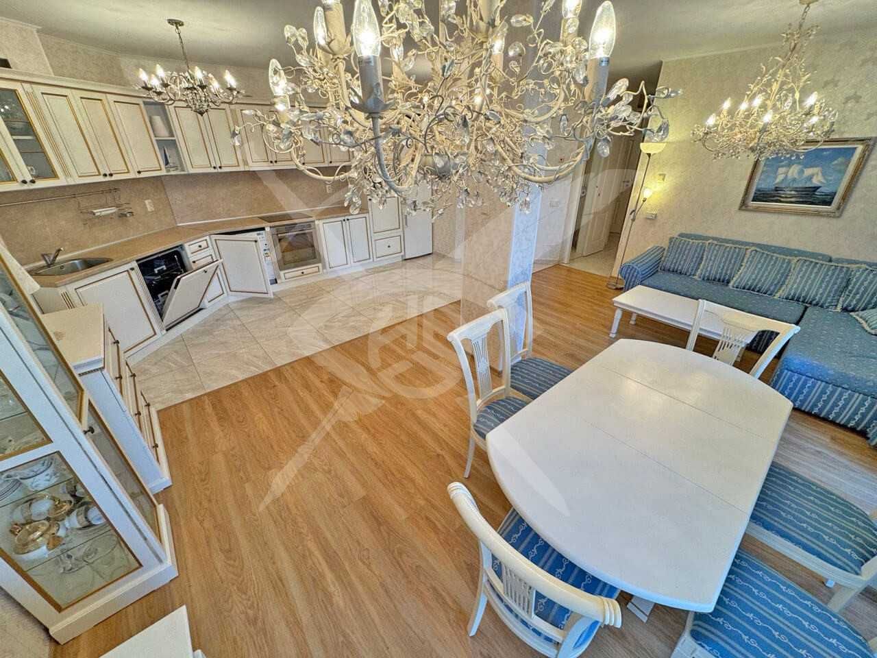 Продава се Тристаен апартамент в к.к. Слънчев бряг - 118 кв.м за 1568 €/кв.м - Снимка #2