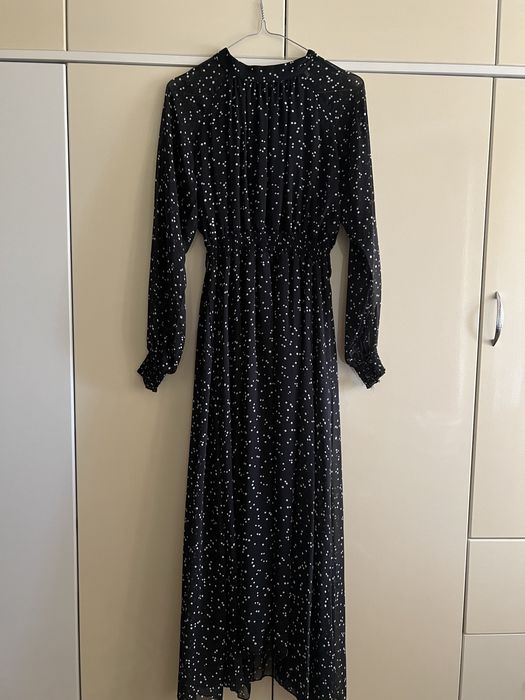 Продам платье в горошек