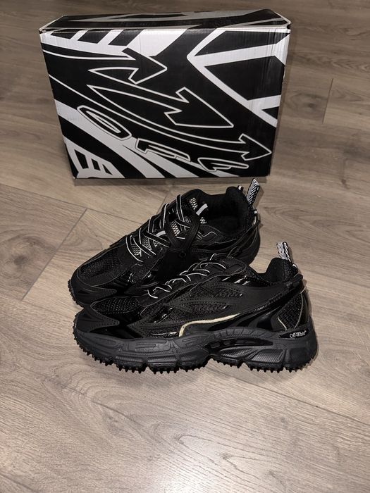 Off White