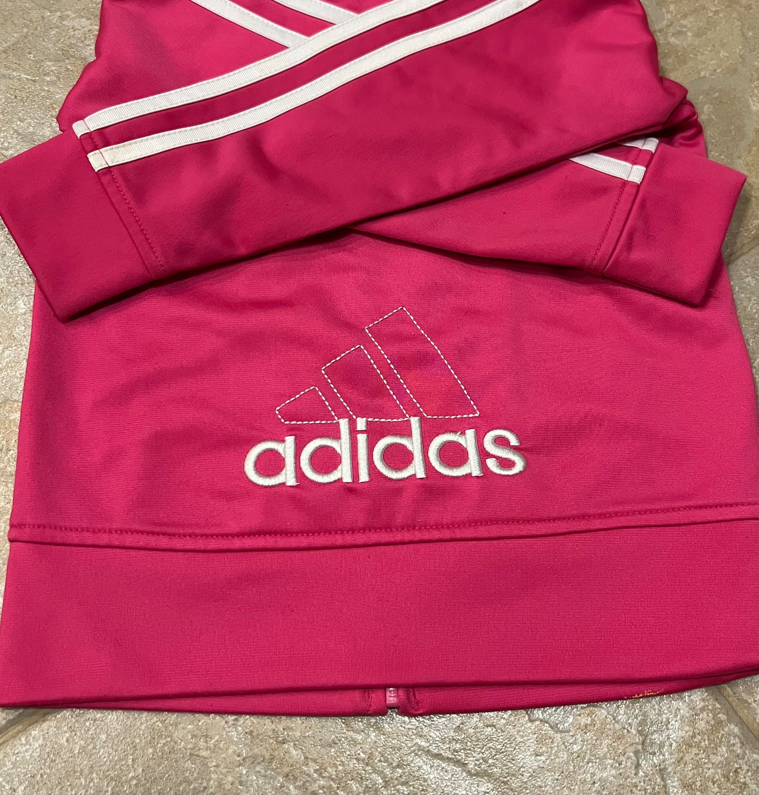 Оригинален марков суичър за момиче на adidas за 1/2 годишно дете