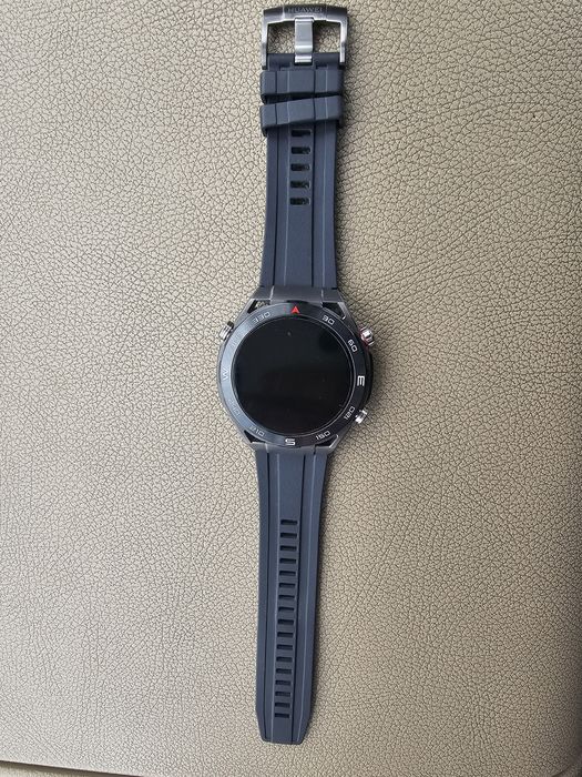 Vand Huwei watch Ultimate black