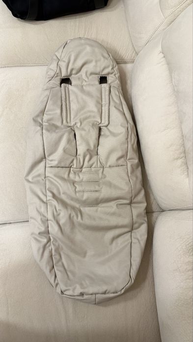 Cybex Balios S Lux 3 в 1, Cybex Cloud T i-Size Plus + адаптери и зимен