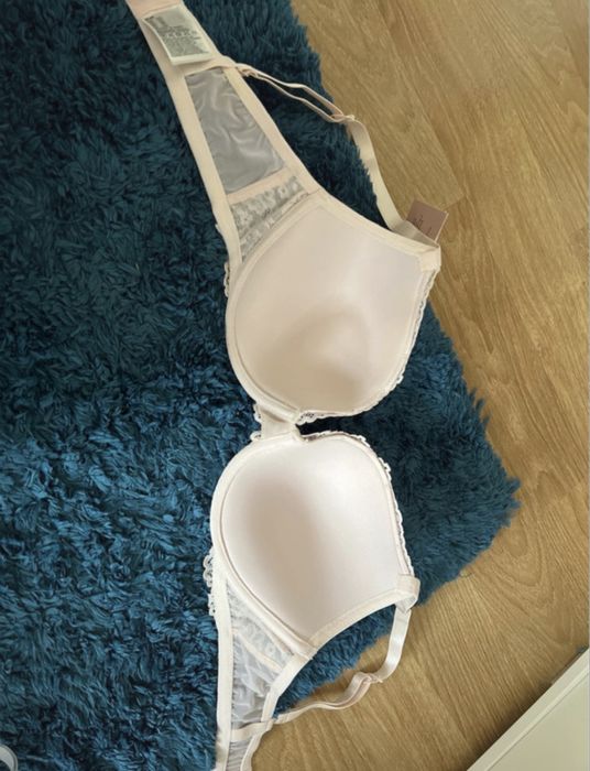 Sutien roz, push up 85C, H&M