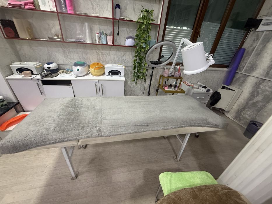 Кушетка сотилади