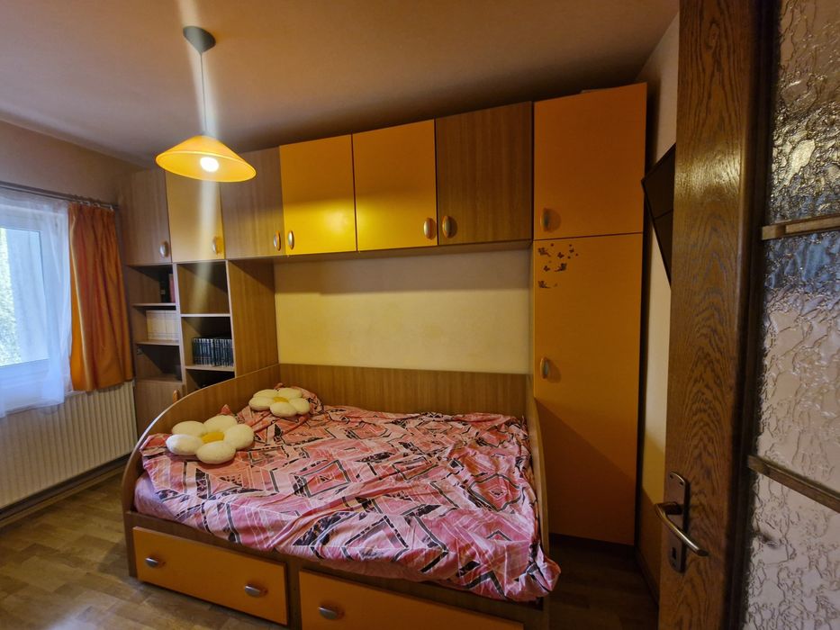 Set mobilier dormitor portocaliu