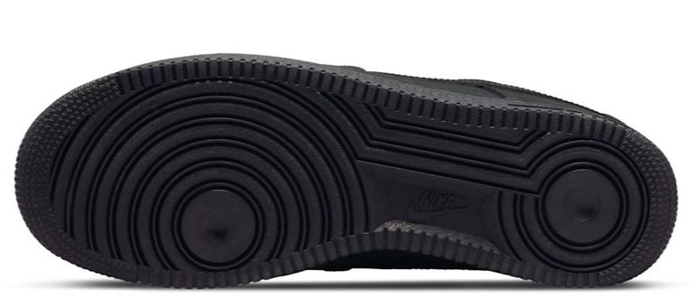 Nike Air Force 1 Triple Black UK8.5/EUR43номер/27.5см.