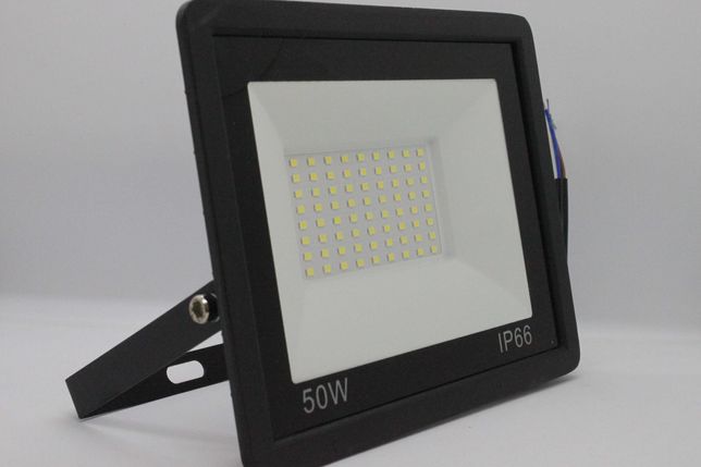 Proiector 50W la 220V LED SMD 16x20 cm 72 led-uri IP66 EXTERIOR