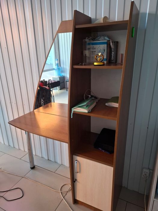 Продам  тумба с зеркалом