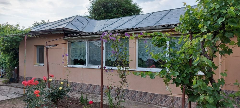 Casa batraneasca de vanzare (Teilor / 67)