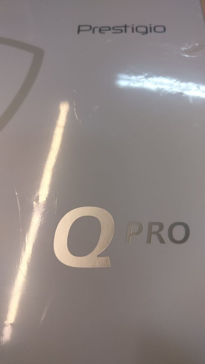 Таблет Prestigio Q pro 8" 3G цвят корал