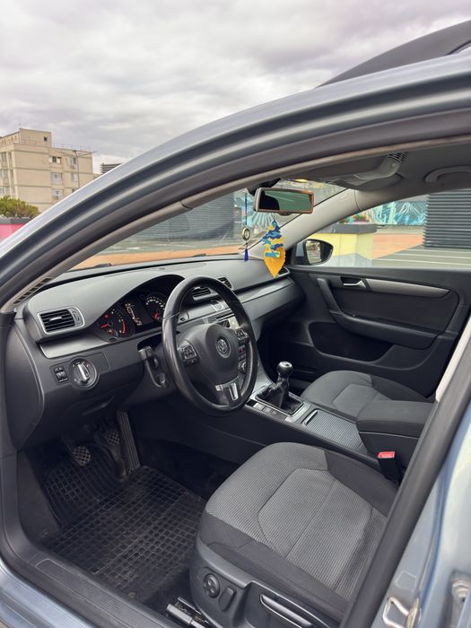 Volskwagen Passat Variant Bluemotion B7 Break 2012 / 1.6 TDI / 105 cp