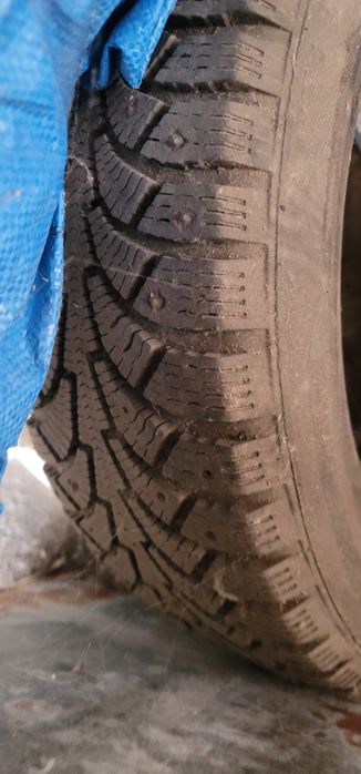 Зимняя резина 215/60P16