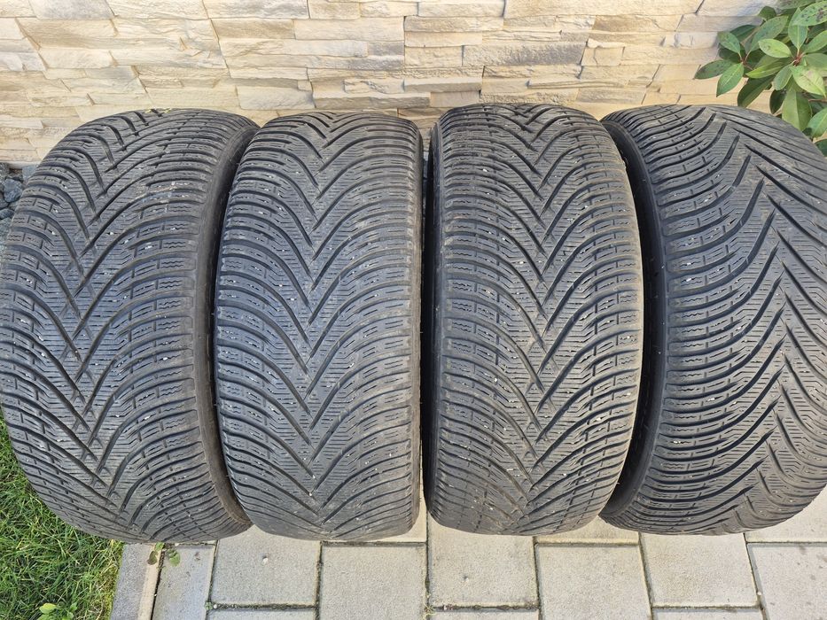 Set 4 anvelope iarna 235/45/R18 98V Extra Load