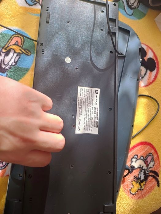 2 tastaturi de vânzare