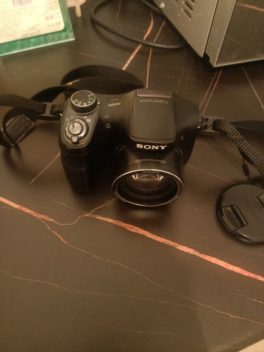 Sony Cyber-shot DSC-H100