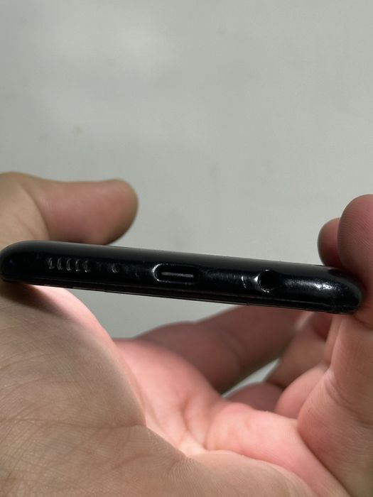 Samsung M21  64/4 Gb