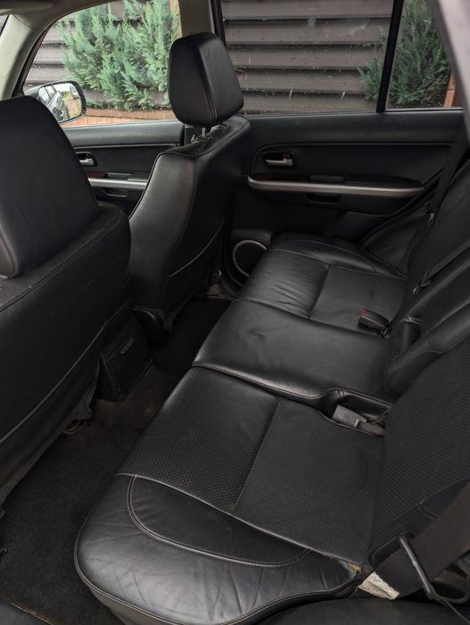 Vand sau schimb suzuki grand vitara cu motor A2