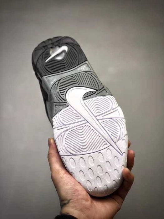 Оригинални мъжки маратонки Nike Air More Uptempo ‘Tri-Color