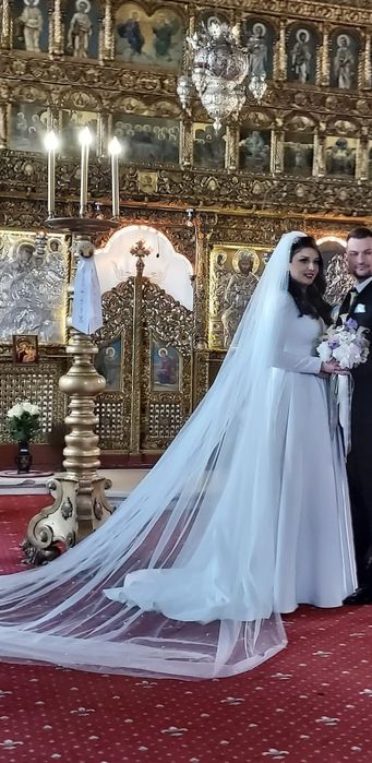 Rochie mireasa Marimea M