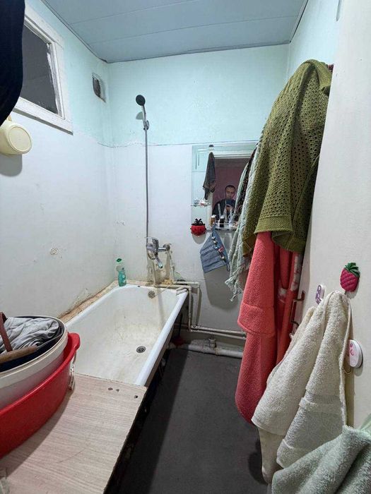 Продаётся 2х комн квартира на 5 этаже Ор-р 7 гузал Динамо