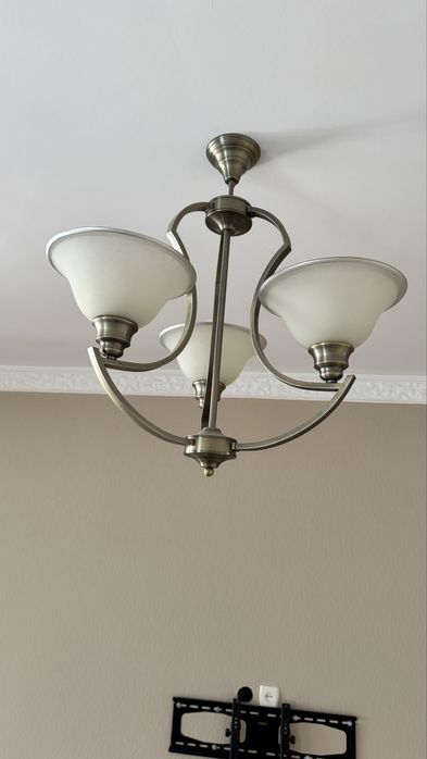 Продаю люстры в хорошем состоянии