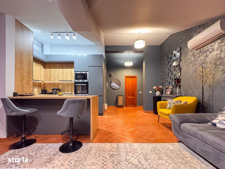 3 camere Cug  113mp  Mobilat si utilat