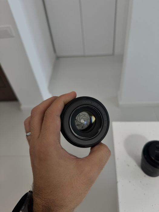 Canon RF 50mm f1.8 - NOU