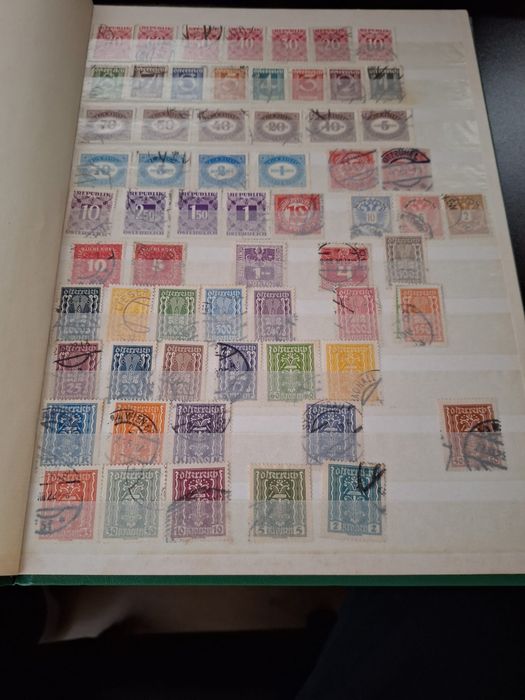 Vand clasor cu timbre