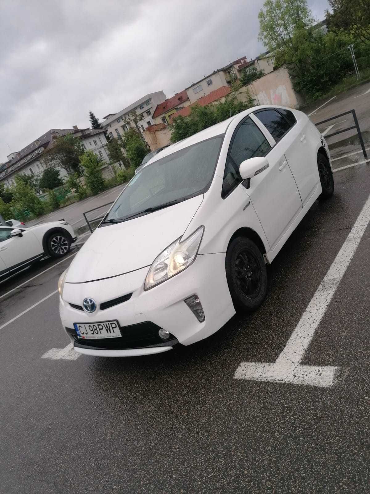 Toyota Prius 2014 Hybrid + GPL