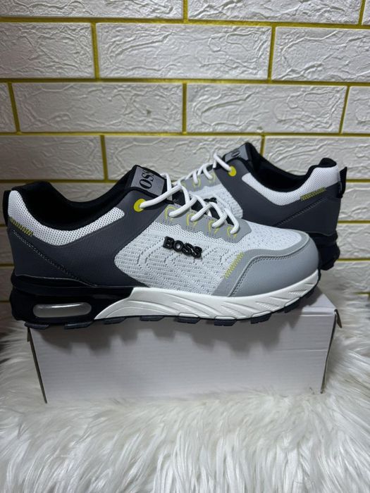 Adidași pentru bărbați