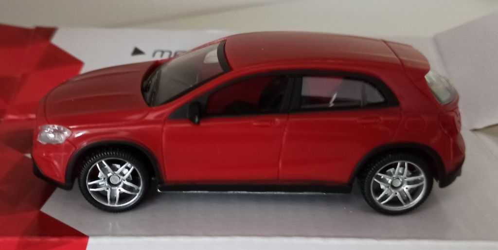 Macheta Mercedes GLA AMG MK1 Facelift (X156) 2019 - Mondo Motors 1/43